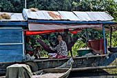 From Siem Reap to Battambang - boat trip along the river Stung Sangker, houseboat